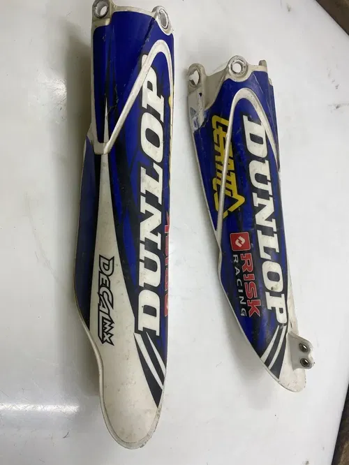 2010 Yamaha YZ250F YZ 250F 250 Fork Guards Plastic Suspension 17D-2315H-50-00