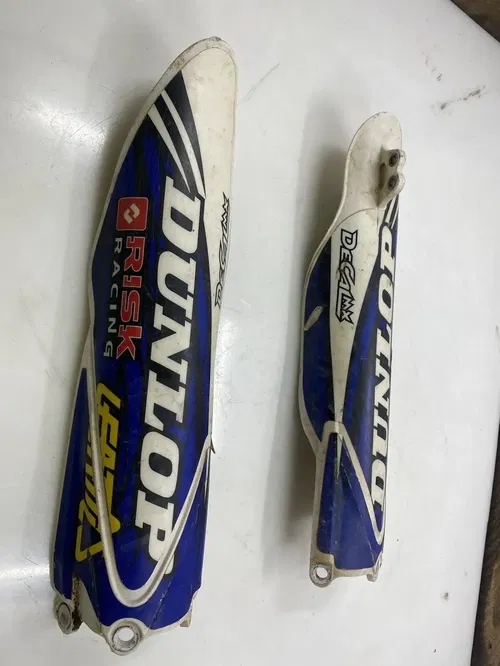 2010 Yamaha YZ250F YZ 250F 250 Fork Guards Plastic Suspension 17D-2315H-50-00
