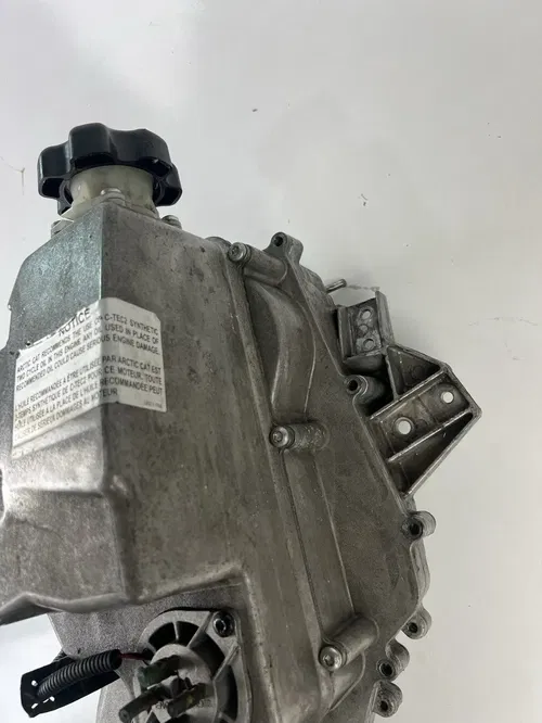 2019 Arctic Cat M 8000 M8000 162” Chain Case Oil Tank Reservior Housing 1702-424