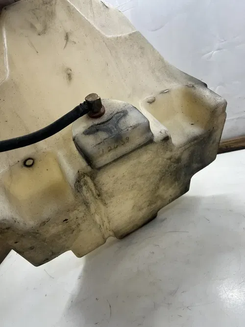 2018 Polaris Axys 600r 600 R Racer Fuel Tank Gas Reservoir 2521086