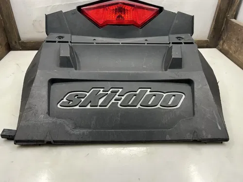 2008 Ski Doo Skidoo Summit 800 154” Snowflap Snow Flap Guard 520000565 Taillight