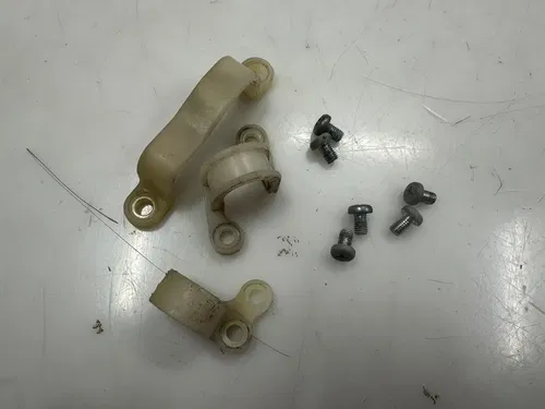 2004 Honda Crf 450 Crf450 Crf450r Rear Brake Hose Guide Guard 43468-MCJ-000