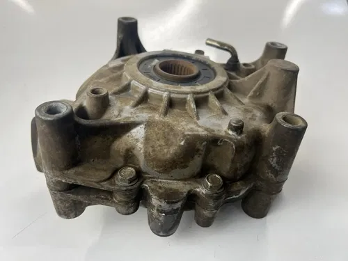 2009 Polaris Sportsman 850 Rear Differential Dif Gear Case 2204462 2204452