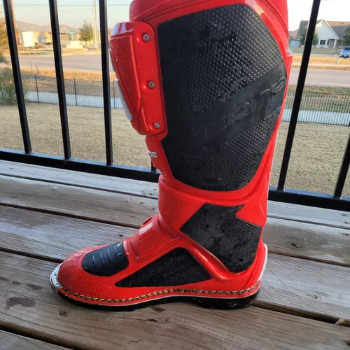 Gaerne SG12 RED Boots - Size 9.5