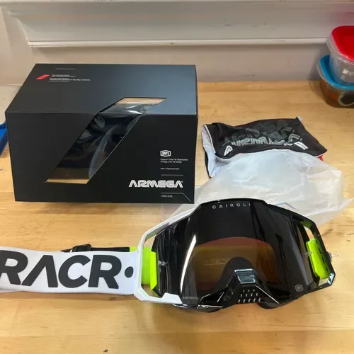 New 100% Armega Racer Black White Goggles With 2 Lenses