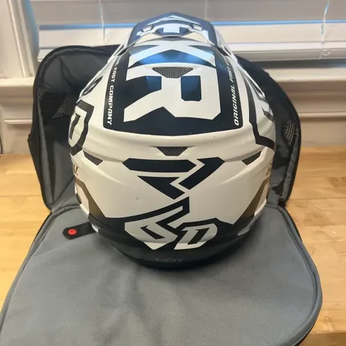 6D FXR ATR-2 Helmet - Medium & Large Liners Included - Excellent Condition 