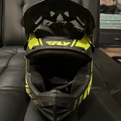 Fly Racing Helmet YL