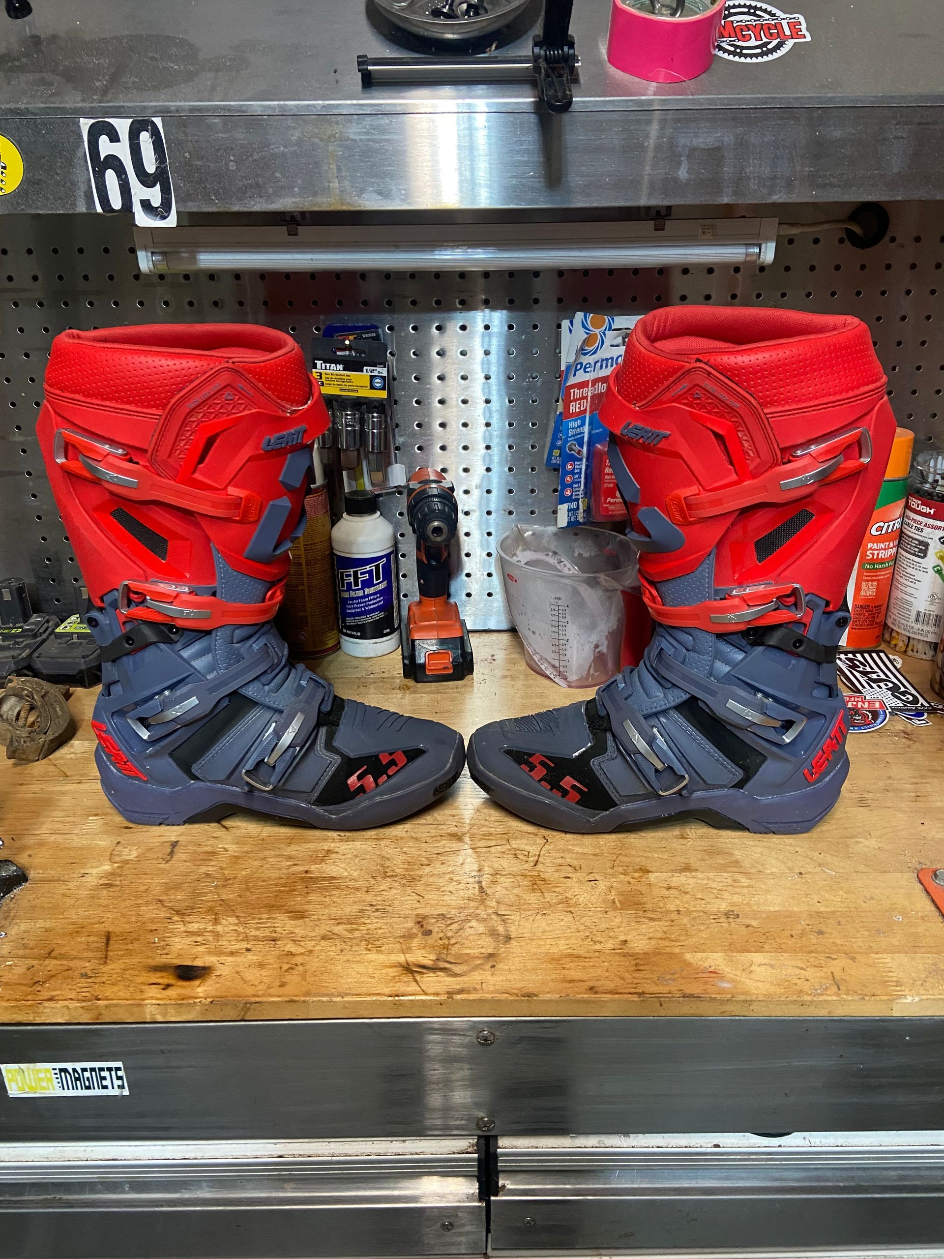 leatt 5.5 Boots Size 8