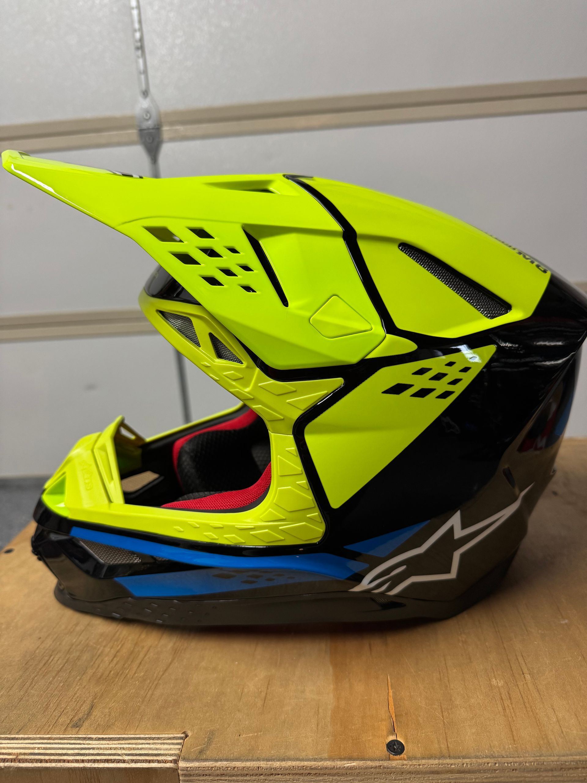 Alpinestars M8 Helmet Size Medium.