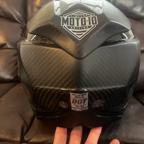 Bell Moto 10 Spherical L.E. 192/1000 - Size L