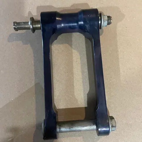 Devol 1" lowering link