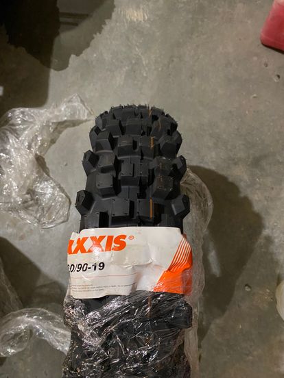 Maxxis Desert Tire 120/90/19