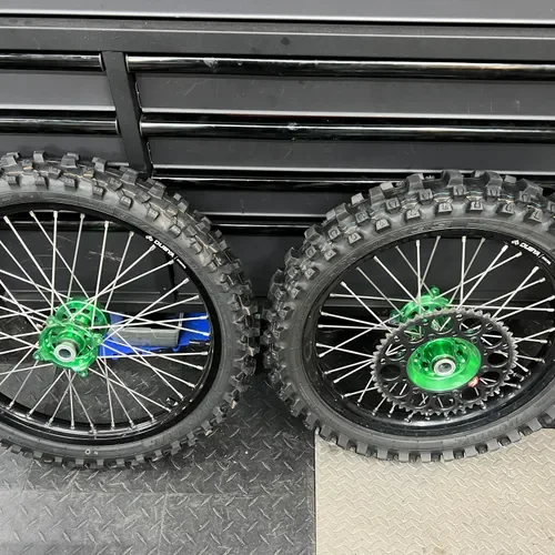Dubya Edge Wheel Set 21-24 KX250