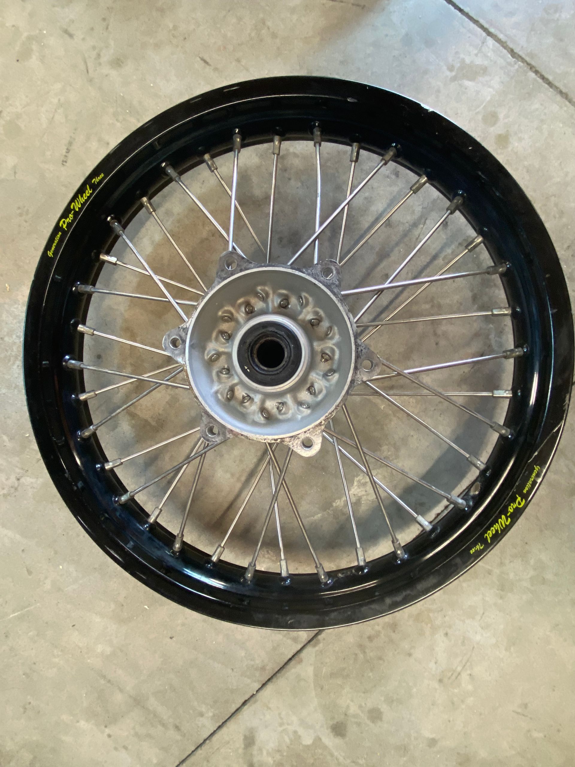 Yz250 Rear Wheel Assy 2.15x18