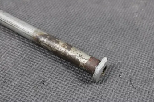 2009 KAWASAKI KX250F OEM REAR BACK SWINGARM BOLT SUSPENSION PIVOT AXLE 33032-001
