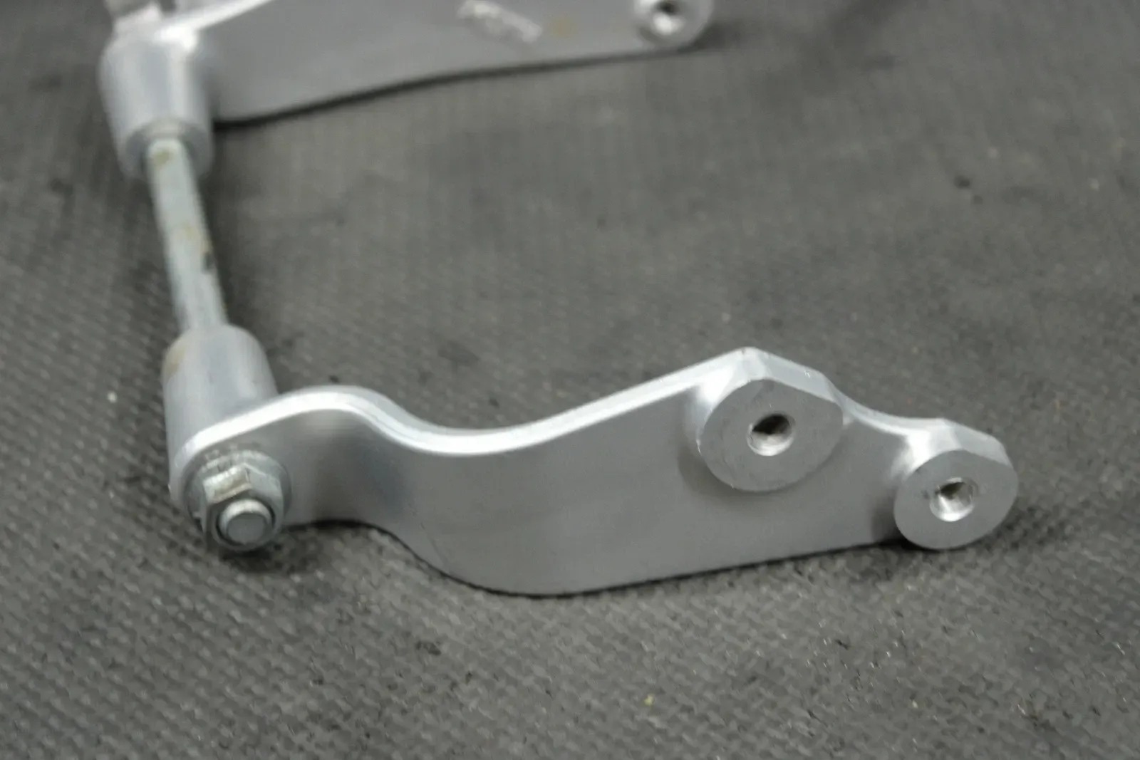 2006 HONDA CRF450R OEM ENGINE MOUNTING BOLTS HARDWARE MOTOR SCREWS