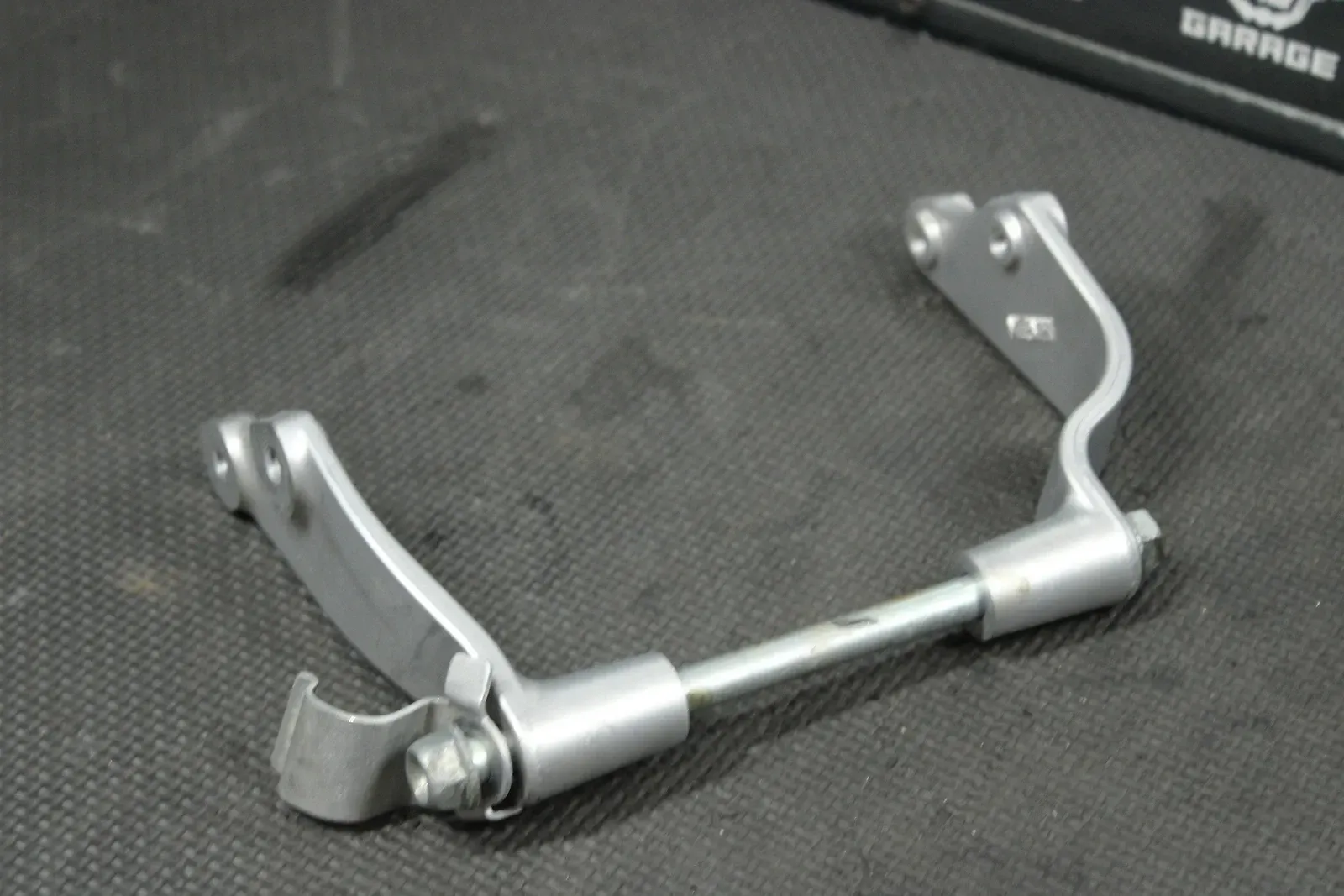 2006 HONDA CRF450R OEM ENGINE MOUNTING BOLTS HARDWARE MOTOR SCREWS