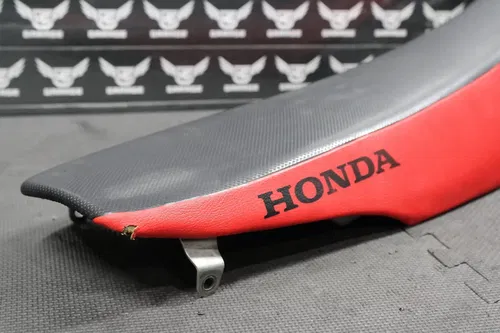 2006 06-08 HONDA CRF450R OEM SEAT SADDLE CUSHION 77100-MEN-850