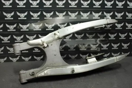 2005 YAMAHA YZ450F  OEM SWINGARM SWING ARM SUSPENSION 1C3-22110-00-00