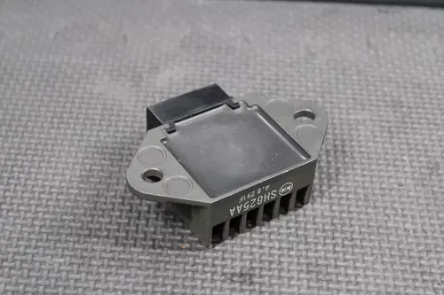 2015 HONDA 13-17 CRF250R 13-16 CRF450R OEM RECTIFIER VOLTAGE REGULATOR 31600-KRN