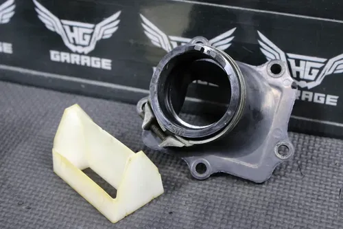 2003 YAMAHA 02-22 YZ250 OEM INTAKE REED BLOCK ASSEMBLY 5NX-13565-00-00