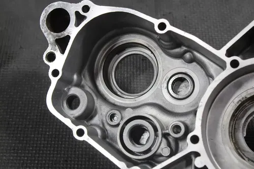 1994 KAWASAKI KDX200 OEM LEFT RIGHT ENGINE MOTOR CRANKCASE CRANK CASES BLOCK