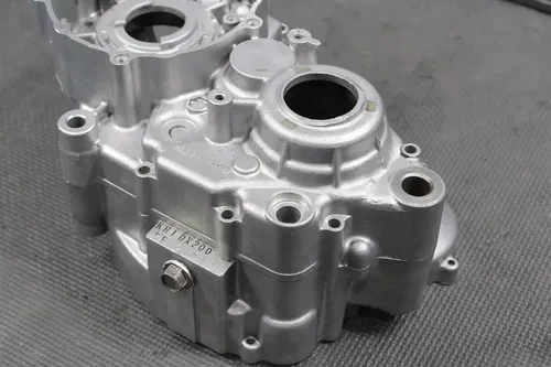 1994 KAWASAKI KDX200 OEM LEFT RIGHT ENGINE MOTOR CRANKCASE CRANK CASES BLOCK
