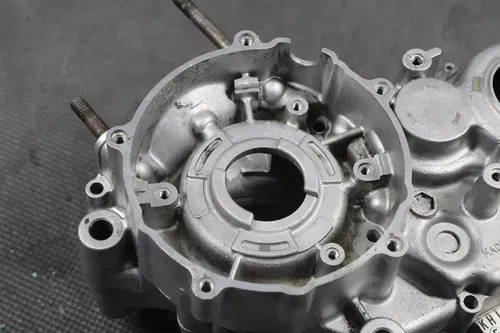 1994 KAWASAKI KDX200 OEM LEFT RIGHT ENGINE MOTOR CRANKCASE CRANK CASES BLOCK