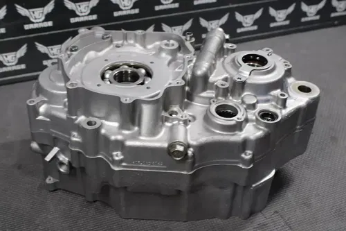 2007 SUZUKI DRZ400S DRZ400SM OEM LEFT RIGHT ENGINE MOTOR CRANKCASE