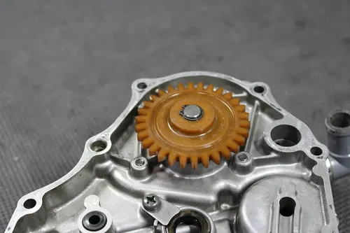 2003 KAWASAKI KLX400R KLX400SR ENGINE MOTOR SIDE CLUTCH COVER 14032-S010