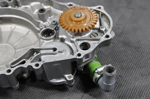 2003 KAWASAKI KLX400R KLX400SR ENGINE MOTOR SIDE CLUTCH COVER 14032-S010