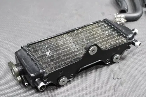 1999 YAMAHA YZ250 OEM ENGINE MOTOR COOLING COOLER RADIATOR 4SR-1240A-10-00