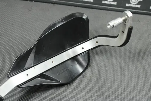 2006 HONDA CYCRA PROBEND HANDLEBARS BARS HANDGUARDS BARK BUSTERS NICE!
