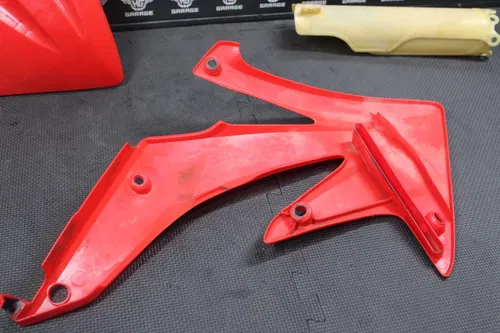 2006 HONDA CRF450R OEM PLASTICS BODY KIT FENDERS FAIRINGS COWLS 19072-MEN-850ZA
