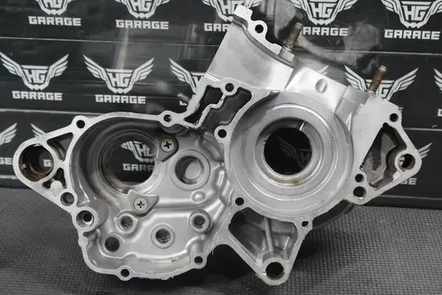 1997 YAMAHA YZ125 OEM LEFT RIGHT ENGINE MOTOR CRANKCASE CRANK CASES BLOCK