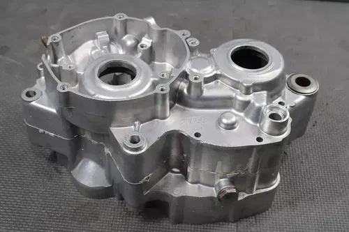 1997 YAMAHA YZ125 OEM LEFT RIGHT ENGINE MOTOR CRANKCASE CRANK CASES BLOCK