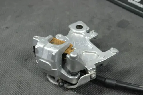 2006 HONDA 03-07 CR85R OEM REAR BACK BRAKE CALIPER MASTER CYLINDER LEVER PEDAL