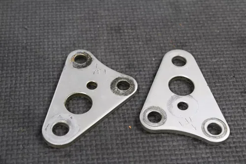 2002 SUZUKI 01-06 RM250 OEM ENGINE HANGER MOUNT STAY BRACKETS 41991-37F10