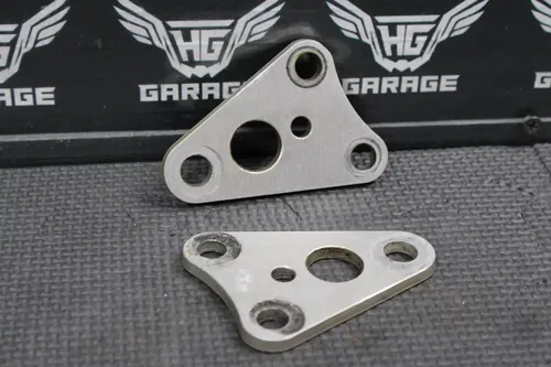 2002 SUZUKI 01-06 RM250 OEM ENGINE HANGER MOUNT STAY BRACKETS 41991-37F10