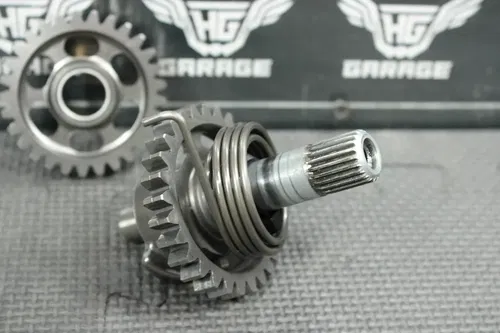 2005 HONDA CR125R OEM KICKSTART KICK START SHAFT W IDLER GEAR 28230-KS6-700