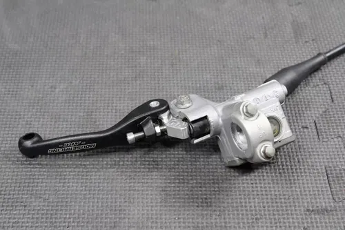 2004 KAWASAKI KX250 OEM NISSIN FRONT BRAKE CALIPER MASTER CYLINDER ASSEMBLY