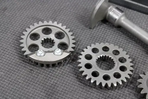 2006 YAMAHA YZ250F OEM ENGINE MOTOR CRANKSHAFT BALANCER GEAR