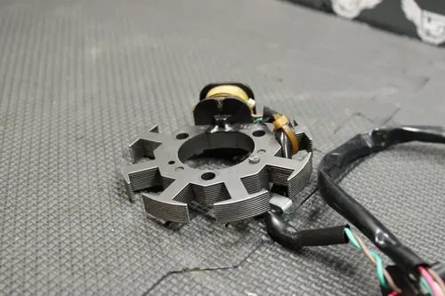 2004 YAMAHA TTR125E TTR125L TTR125LE STATOR MAGNETO GENERATOR ALTERNATOR