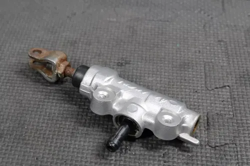 1997 HONDA CR125R CR250R OEM NISSIN REAR BACK BRAKE MASTER CYLINDER 43510-KZ3-B0