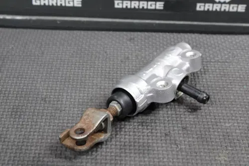 1997 HONDA CR125R CR250R OEM NISSIN REAR BACK BRAKE MASTER CYLINDER 43510-KZ3-B0