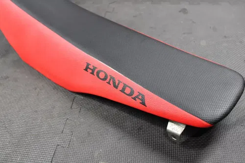 2004 HONDA CRF250R OEM SEAT SADDLE 77100-KRN-730