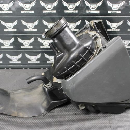 2002 YAMAHA WR250F WR400F YZ250F OEM AIRBOX INTAKE AIR CLEANER CASE ASSEMBLY