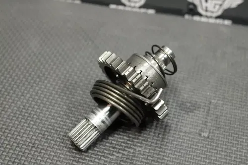 1996 HONDA CR125R OEM KICKSTART KICK START SHAFT W IDLER GEAR 28230-KS6-700