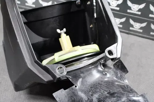 2006 YAMAHA 06-09 YZ250F OEM AIRBOX INTAKE AIR CLEANER CASE 2S2-14401-70-