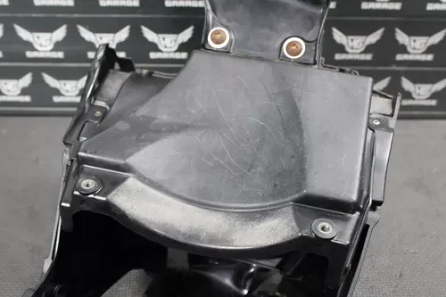2006 YAMAHA 06-09 YZ250F OEM AIRBOX INTAKE AIR CLEANER CASE 2S2-14401-70-